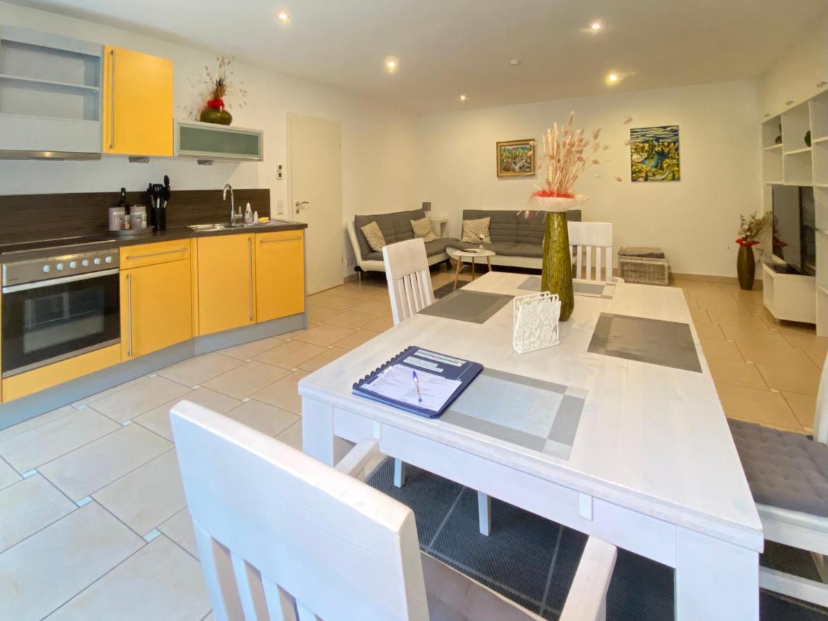 2 Zimmer Apartment, 70 Qm, Max 4 Pers, Private Terasse, 2 Parkplaetze, Internet 250 Mbit Gaertringen Экстерьер фото